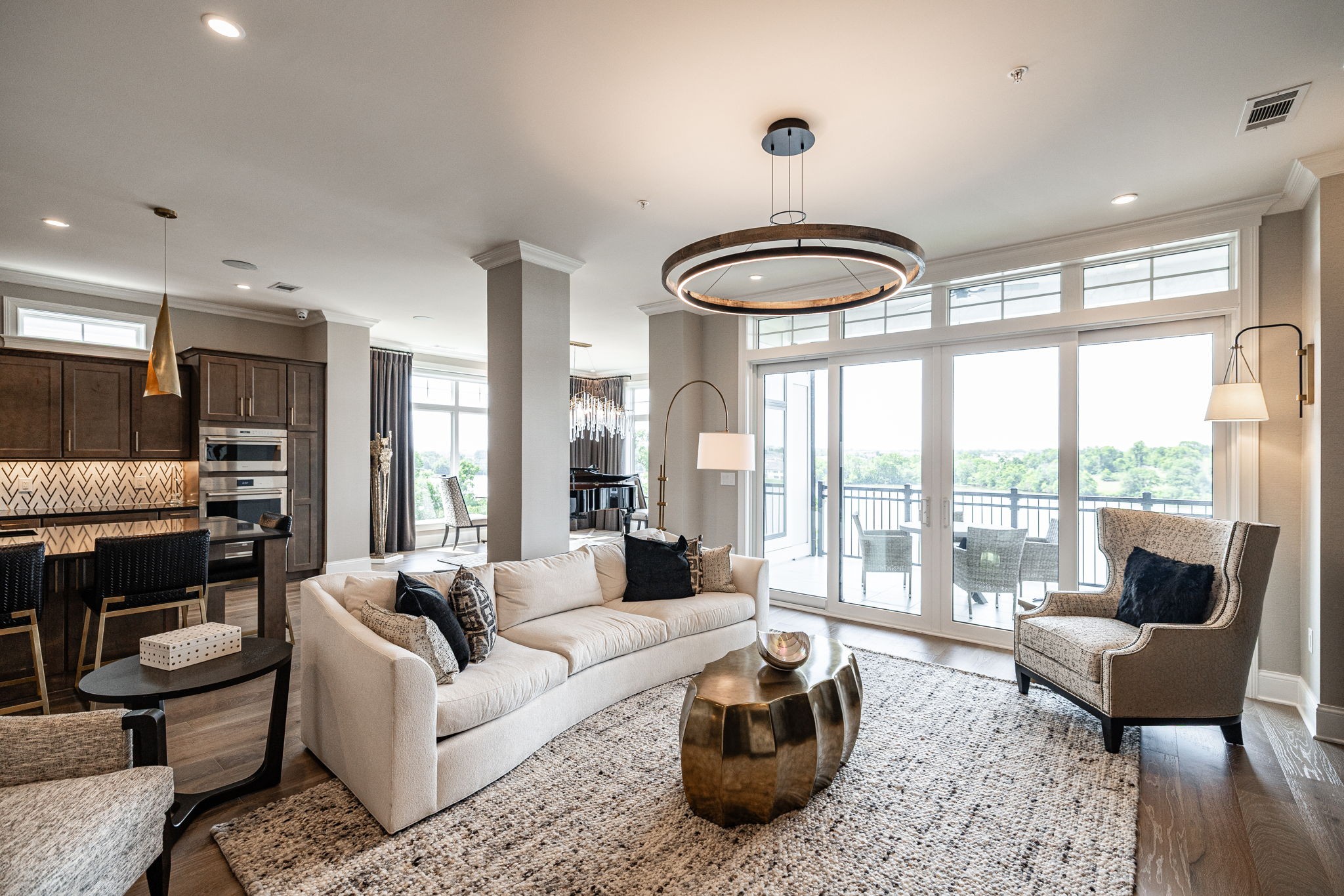 1024 Club View Drive D301