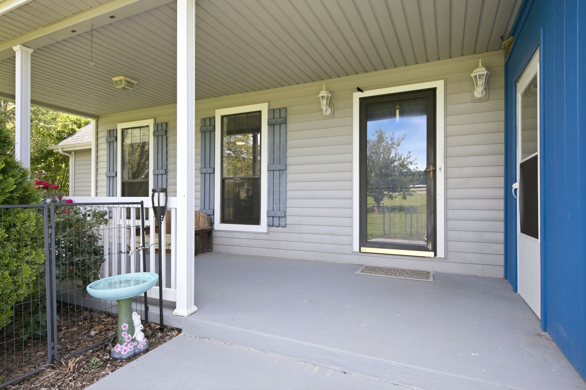 1313 Stayton Rd
