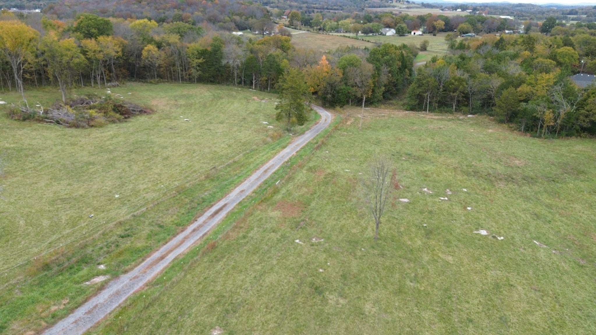 589 Hicks Hollow Rd