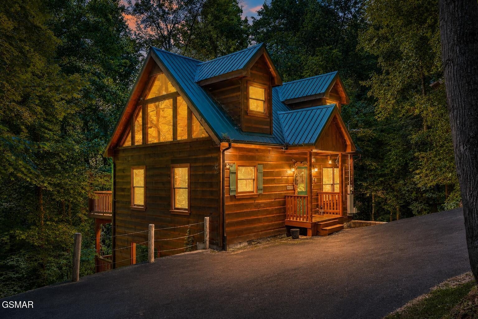 2408 Balsam Circle