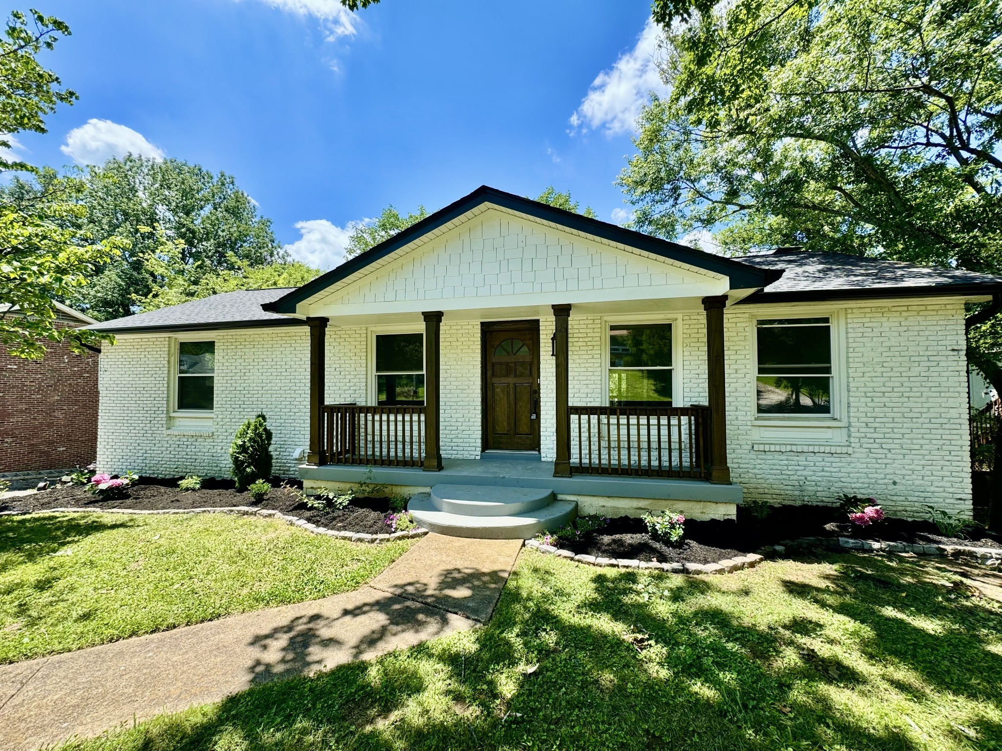 317 Leopole Rd