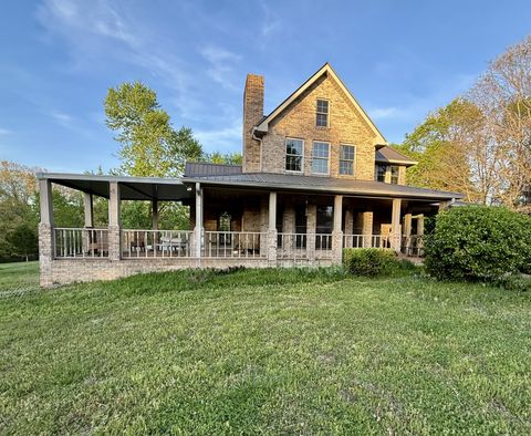 649 Attaway Rd Clarksville TN 37040