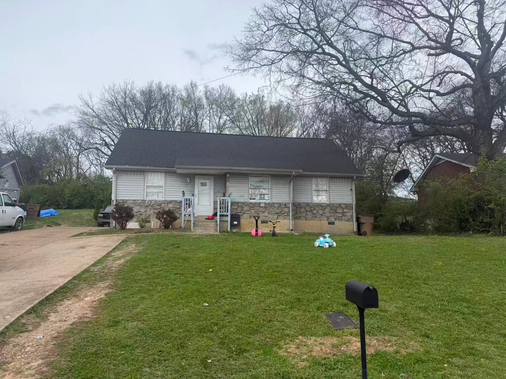 3-bed listing at 6 Lutie St, Nashville