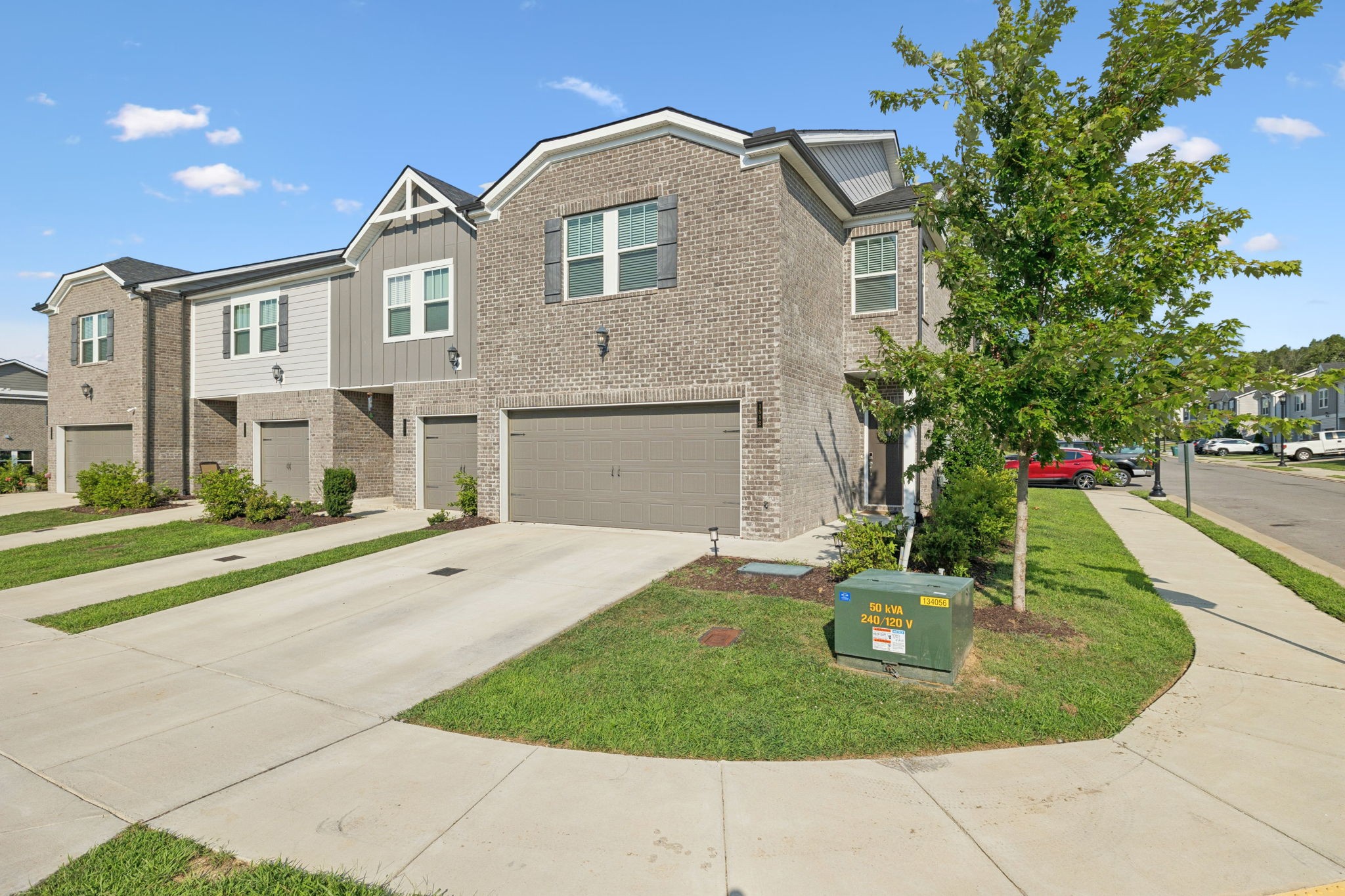 1512 Olympic Ln