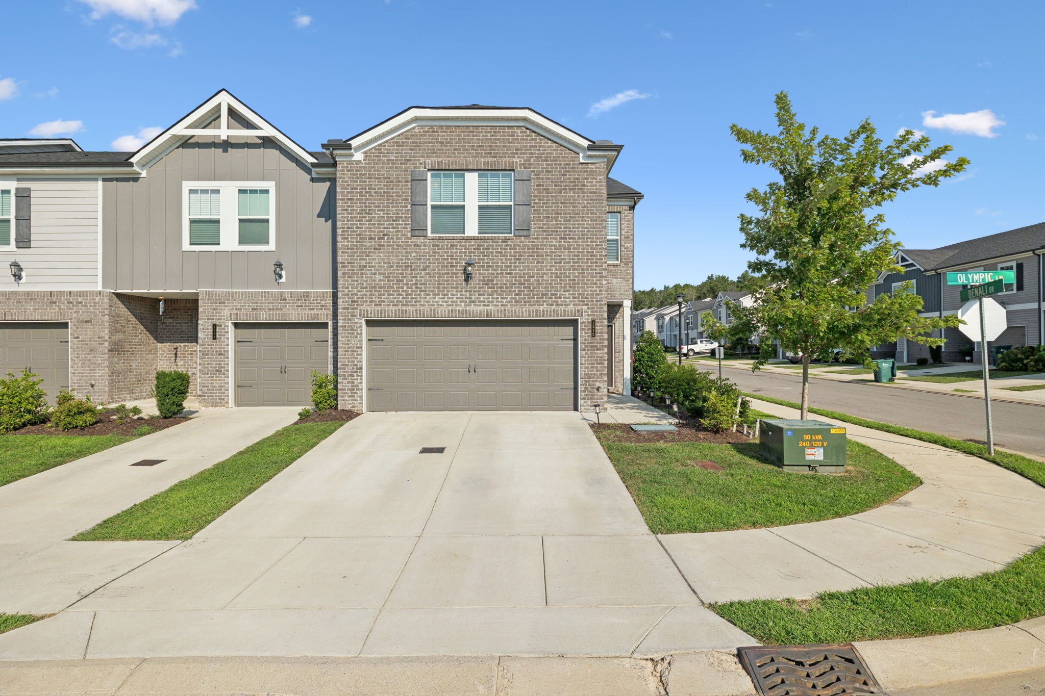 1512 Olympic Ln