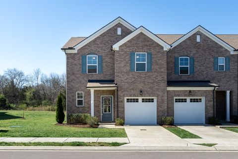 521 Medwyk Dr Lebanon TN 37090