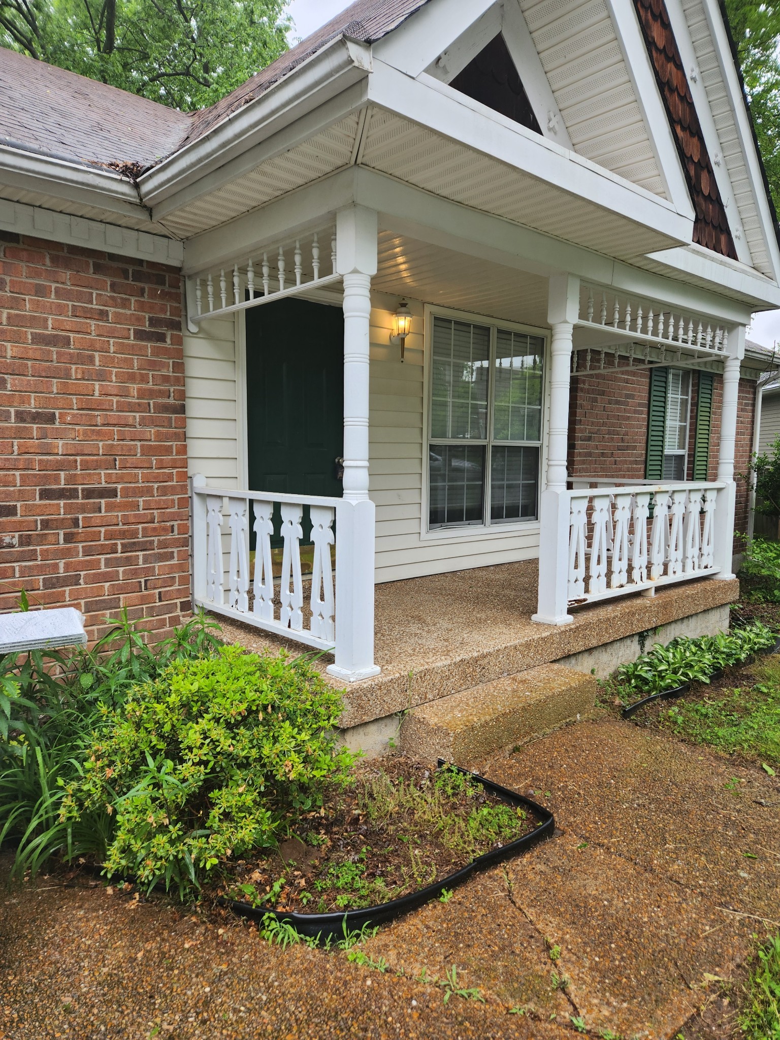 111 Brockhampton Ct