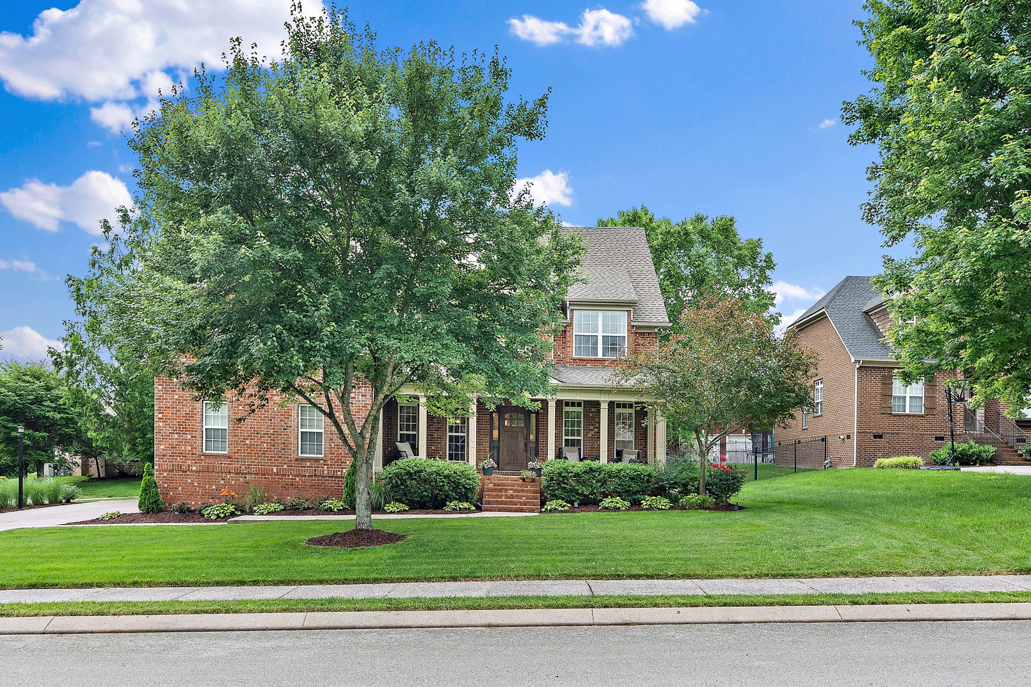 1011 Glessner Dr