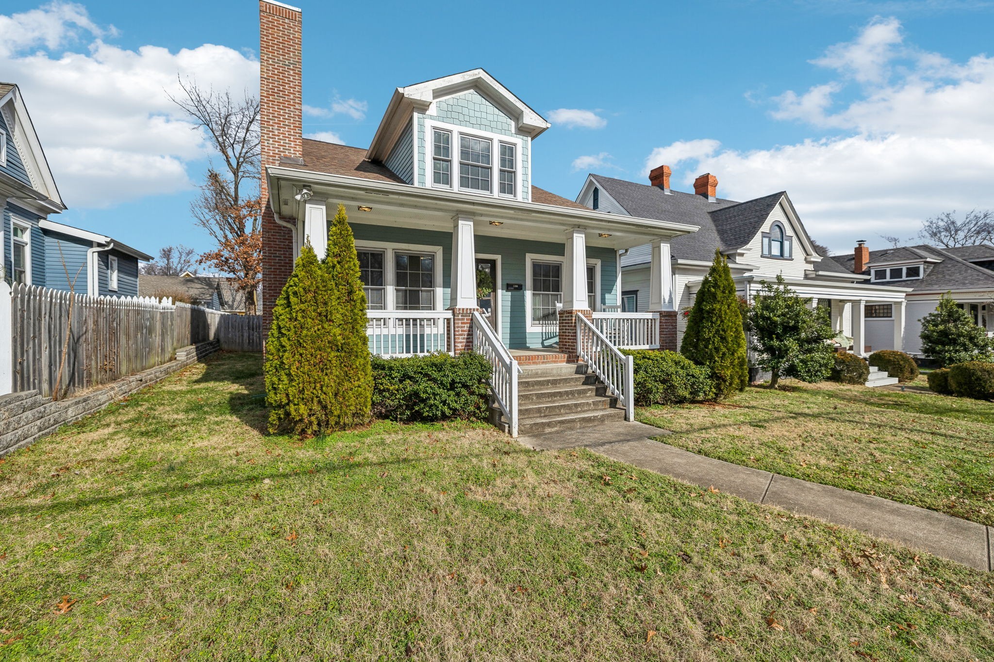 1209 Forest Ave