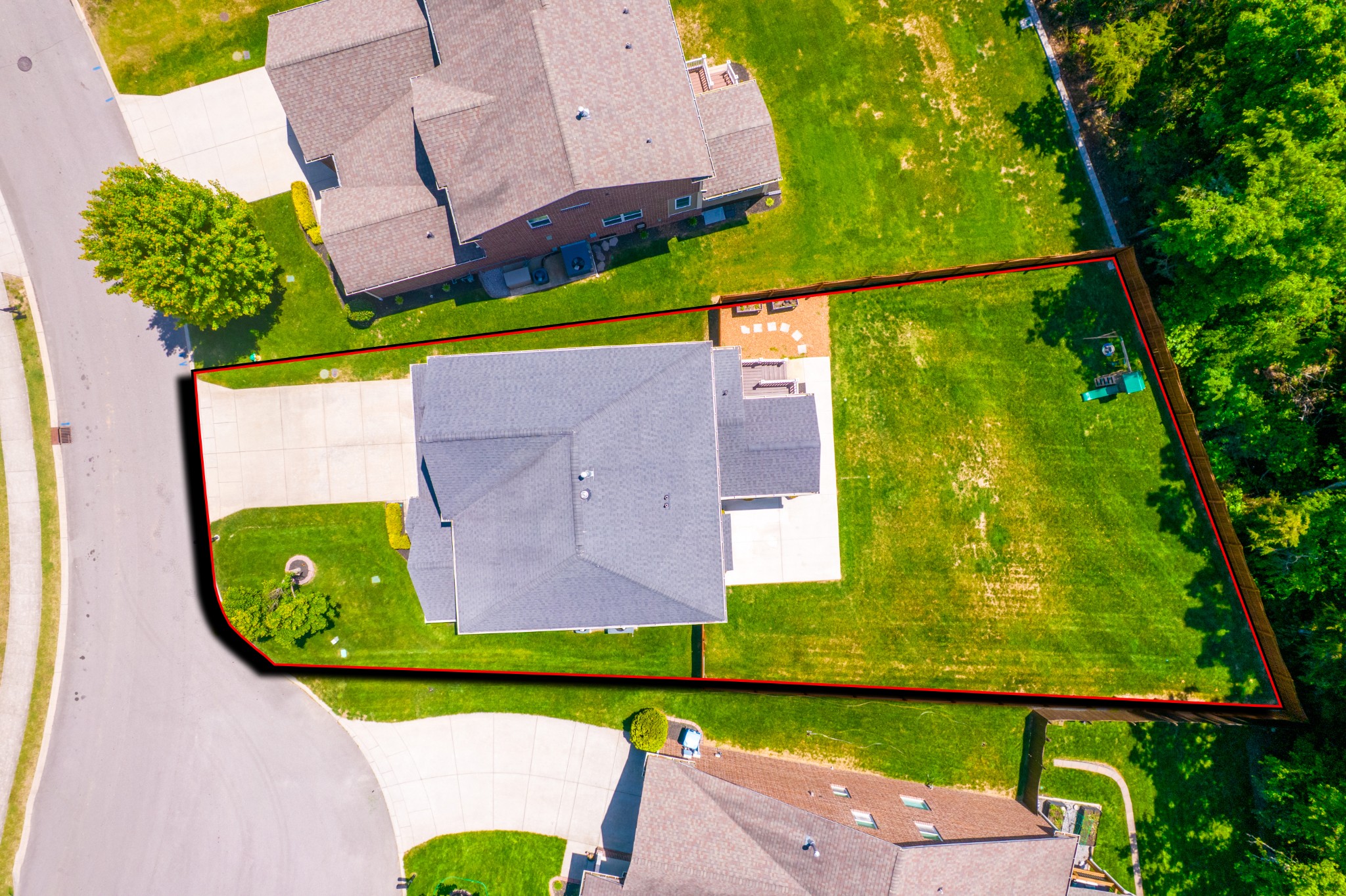 5022 Winslow Dr