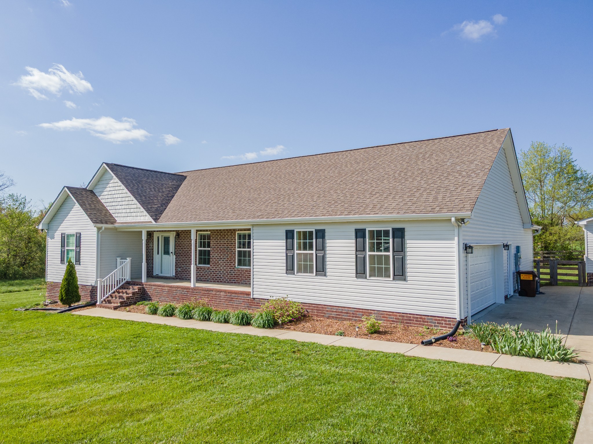 369 Springwater Dr