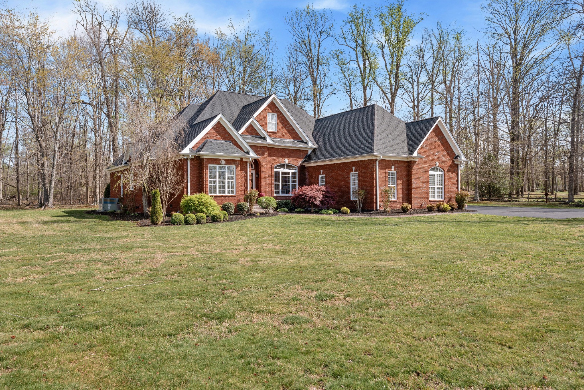 315 Froedge Dr