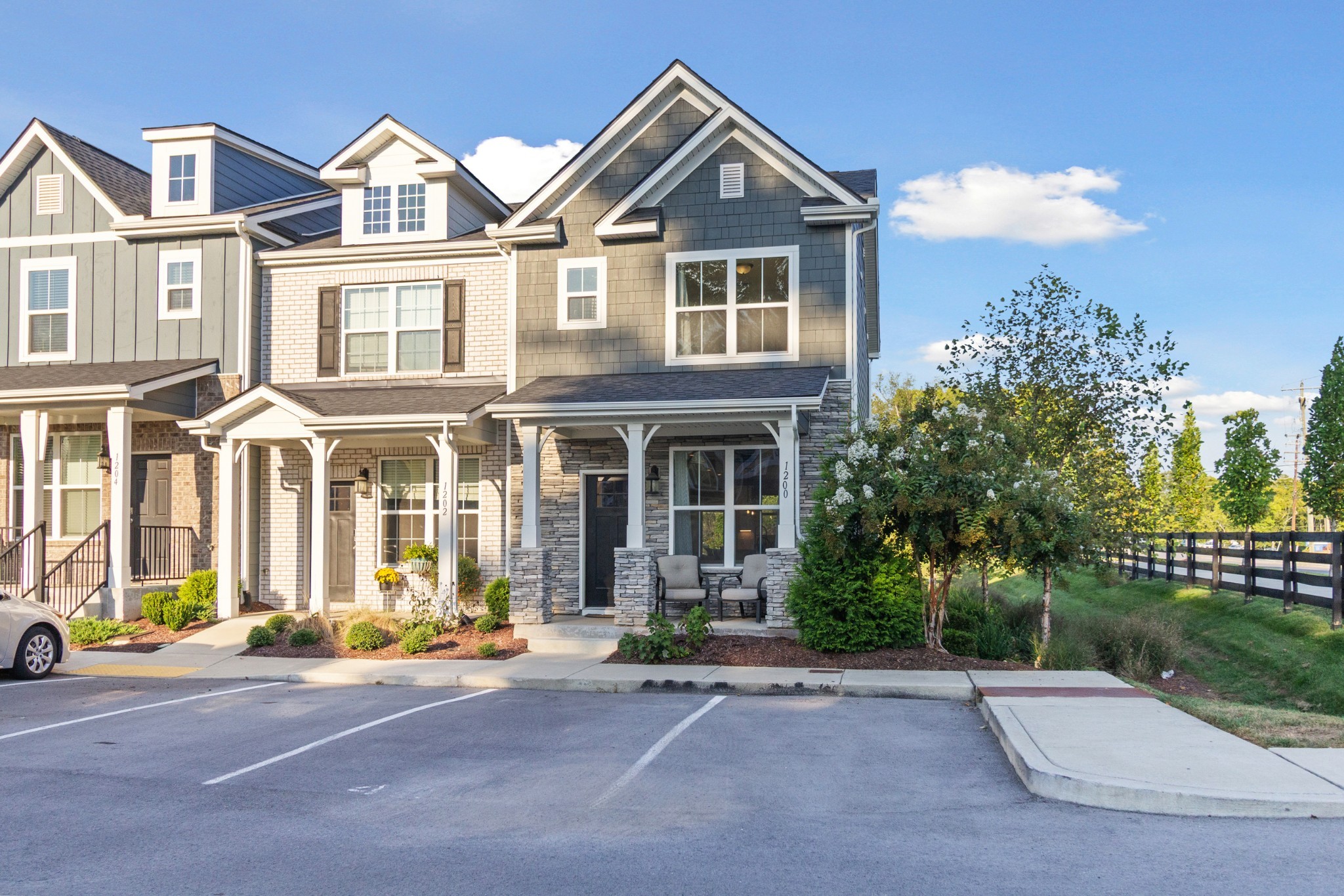 1200 Hope Village Way