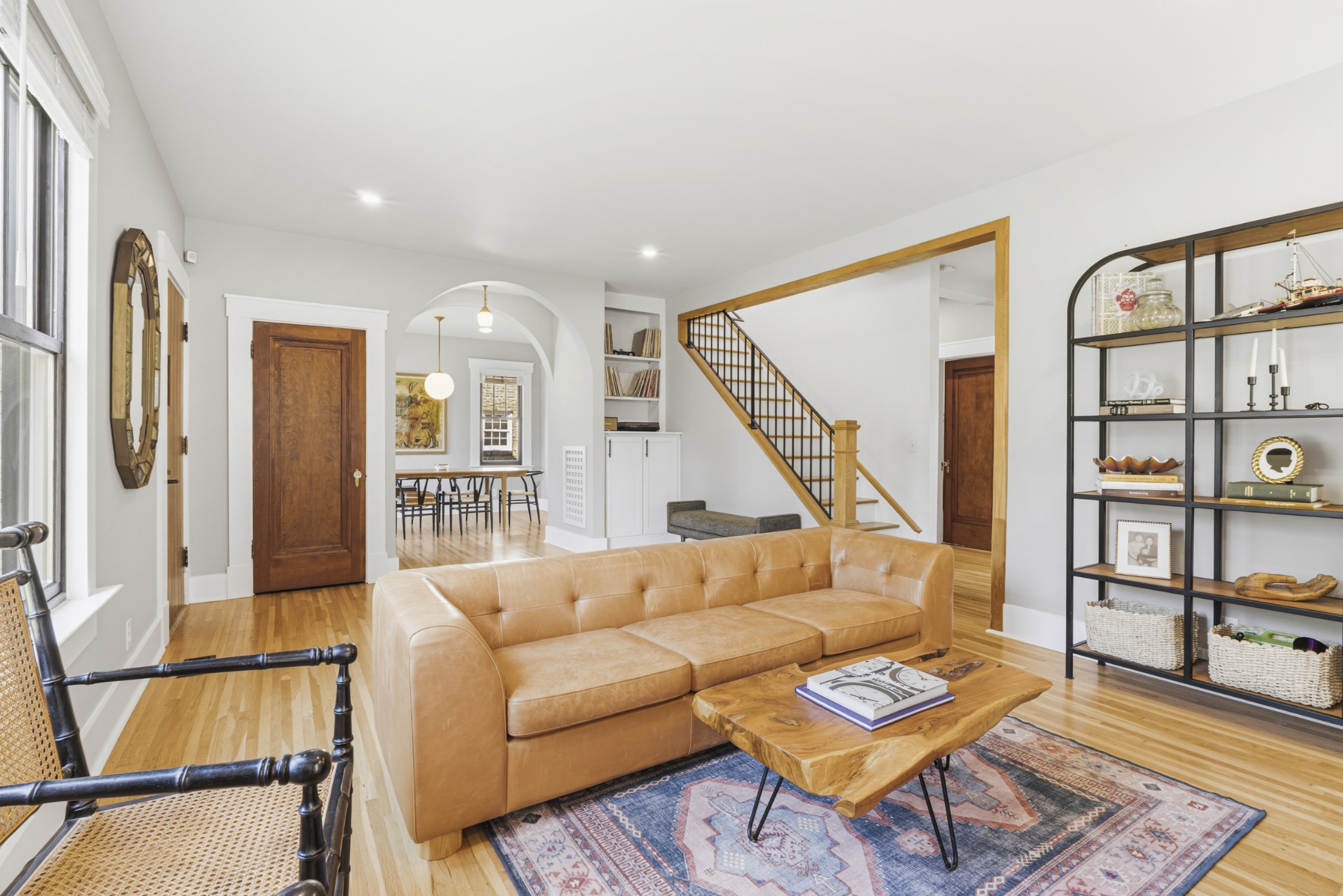 2016 Sweetbriar Ave
