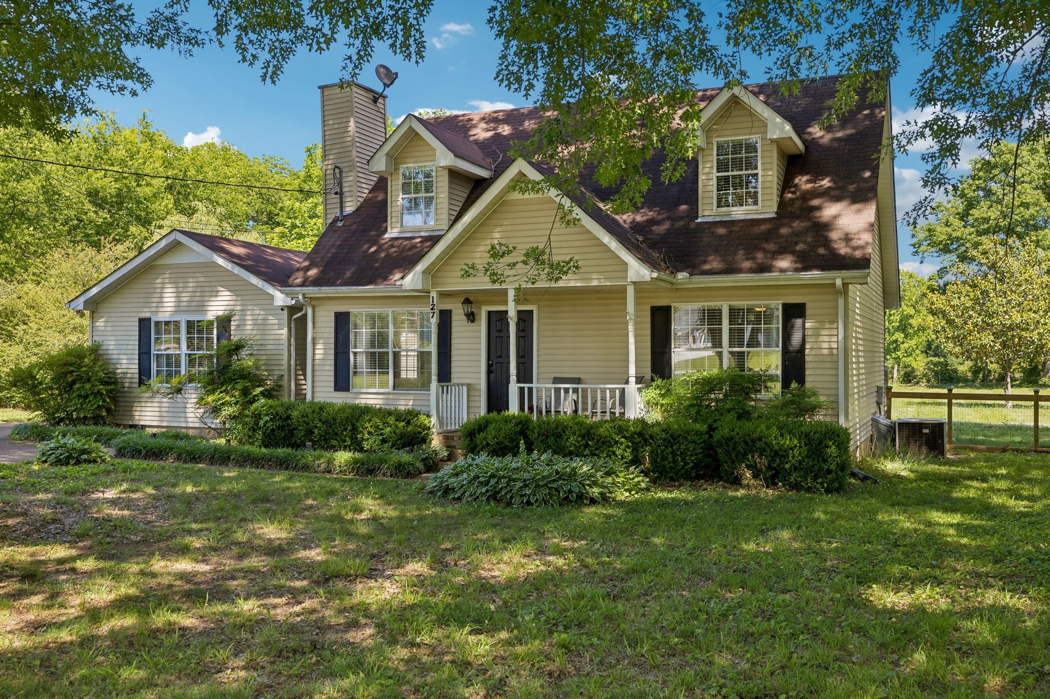127 Deer Point Rd
