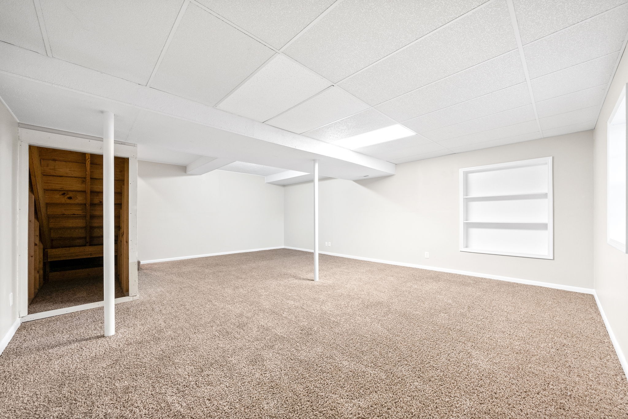 Clarksville, Tennessee 37040, United States, 2 Bedrooms Bedrooms, ,2 BathroomsBathrooms,Residential,Active,186377