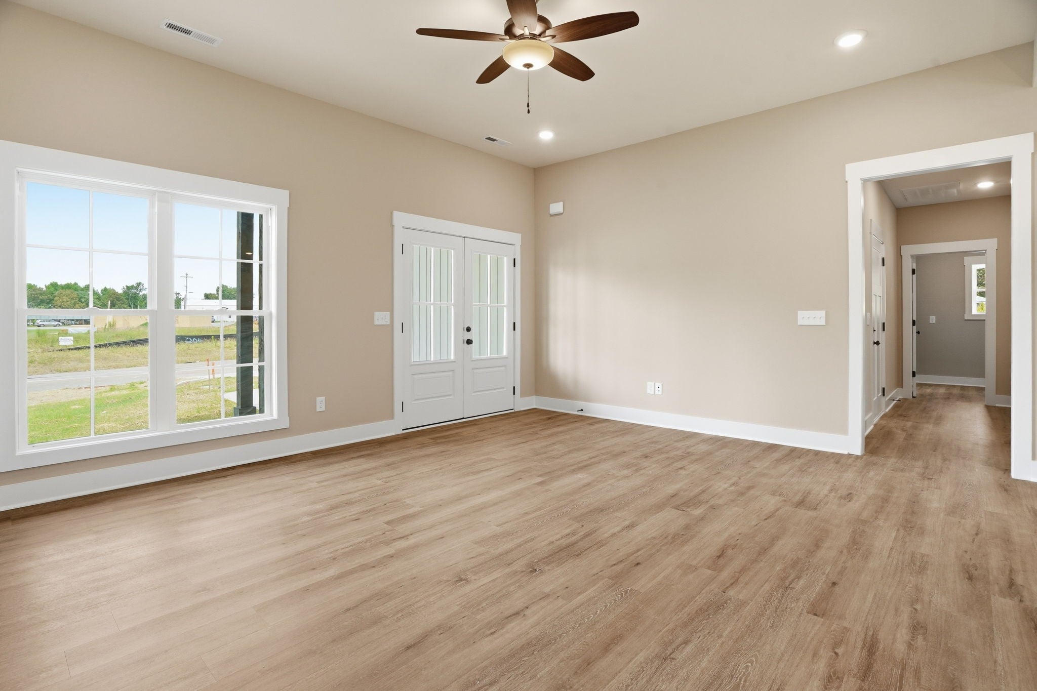 164 North Side Landing