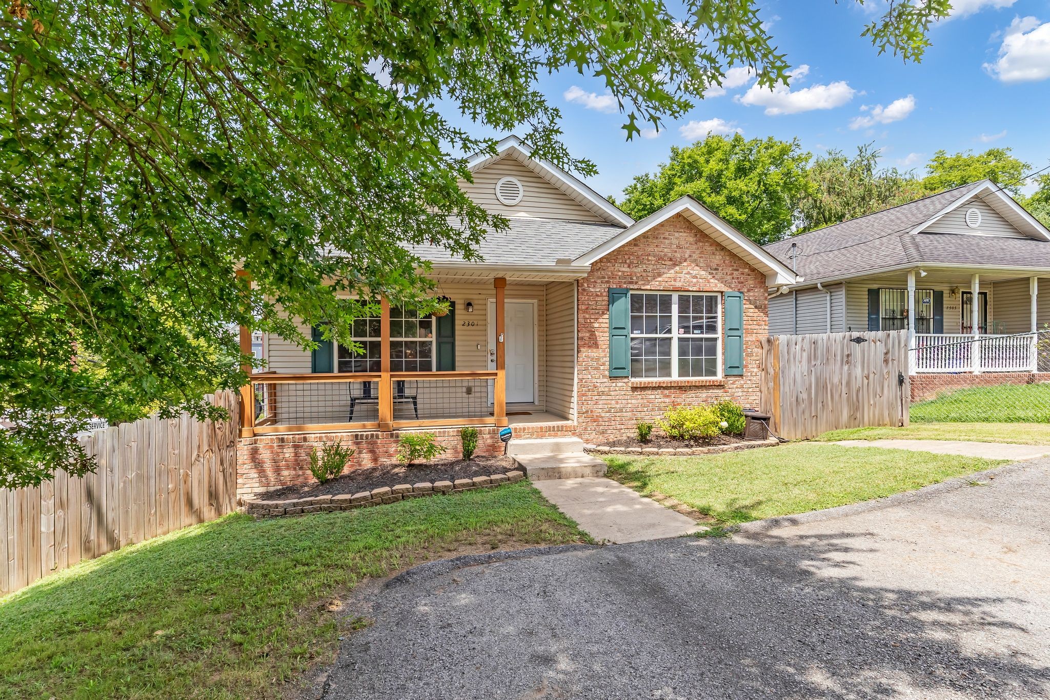 2301 18th Ave N