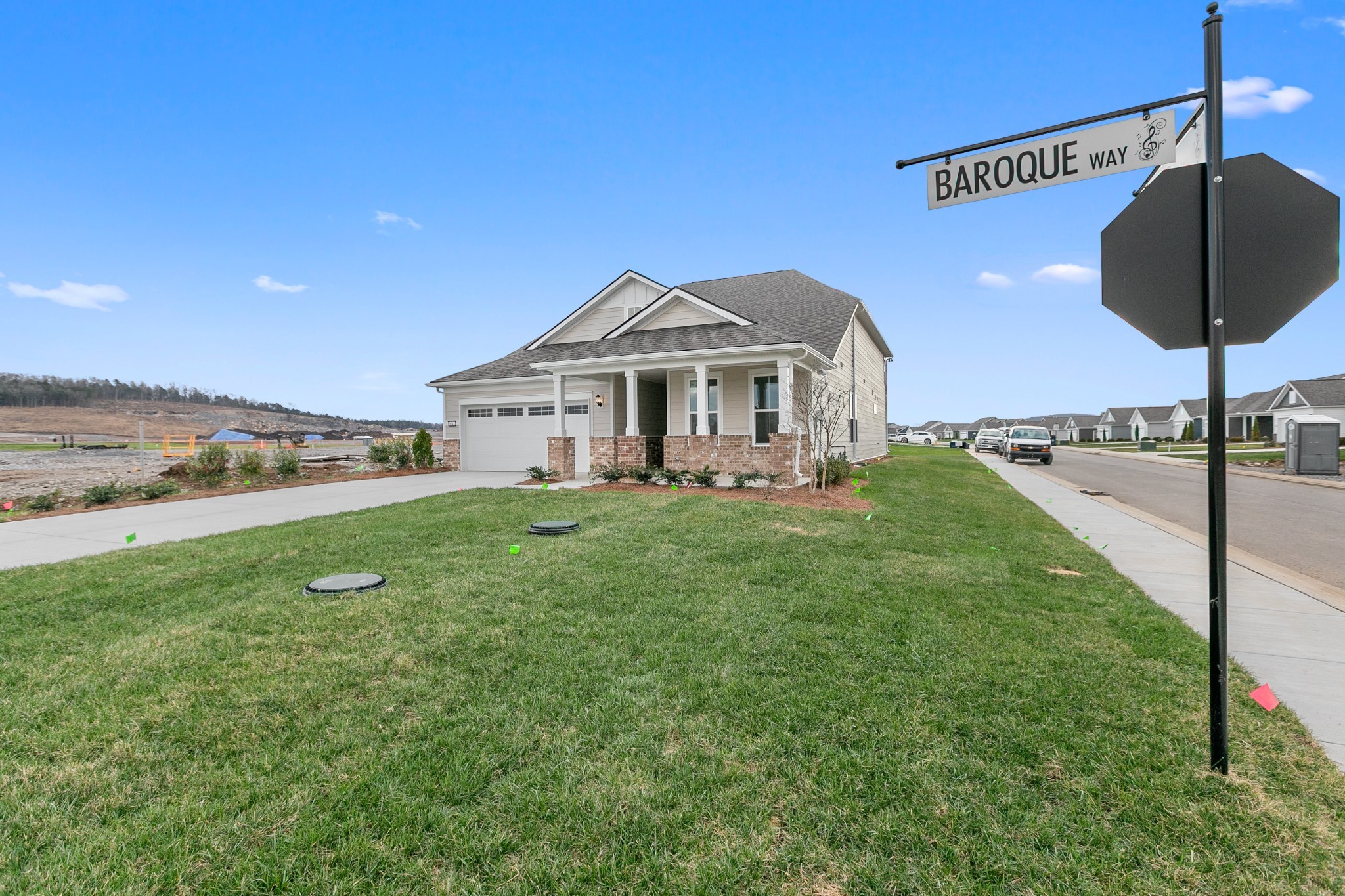 6743 Baroque Way