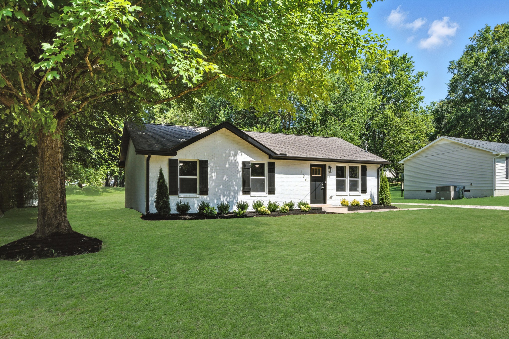 104 Davis Dr