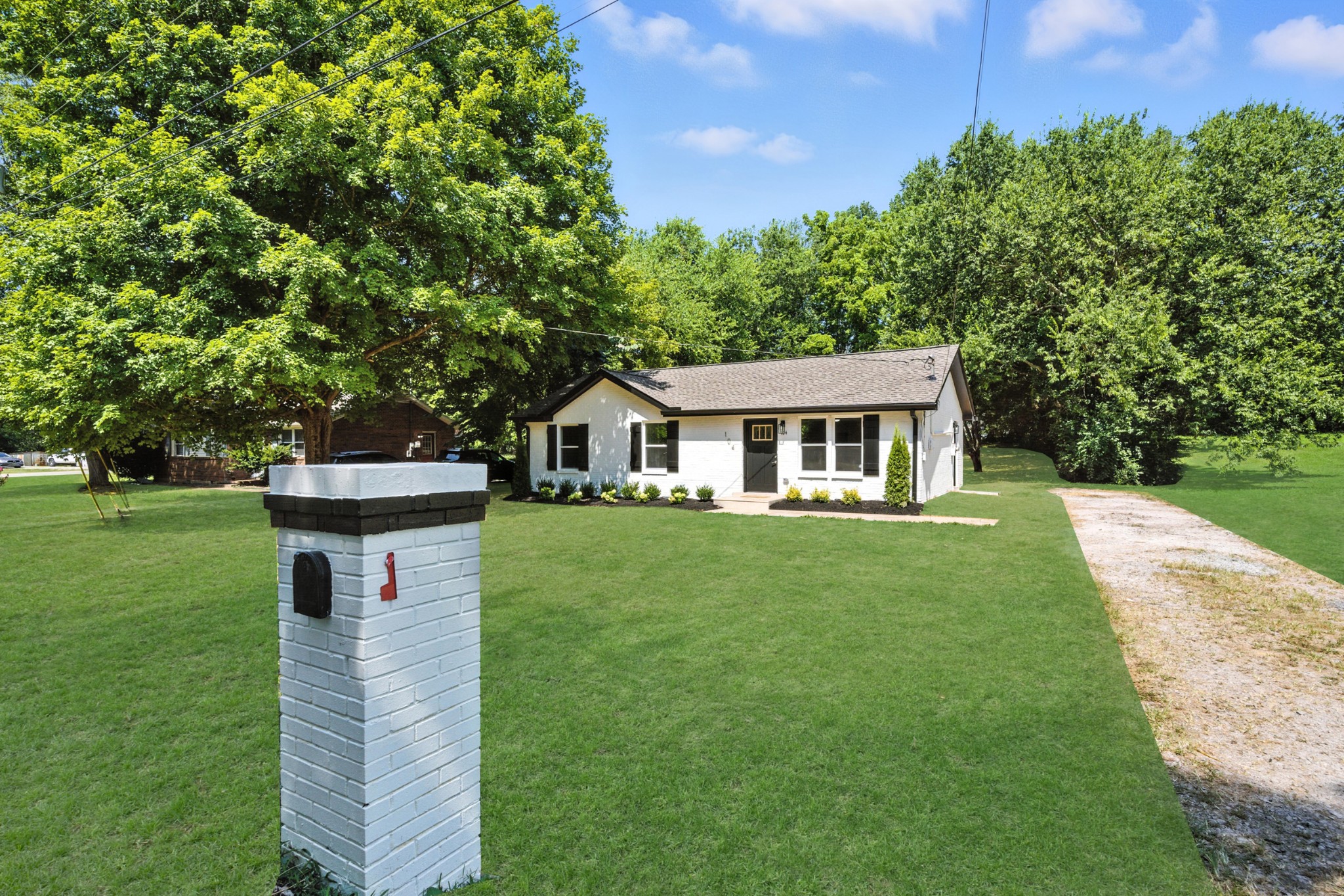 104 Davis Dr