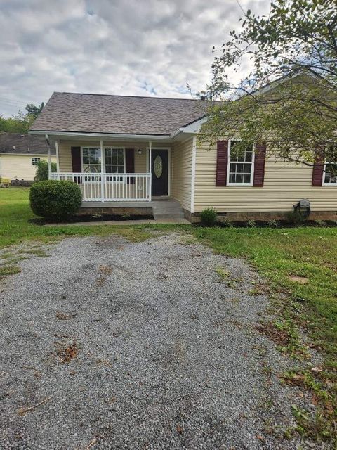 318 Reeves Ct Springfield TN 37172