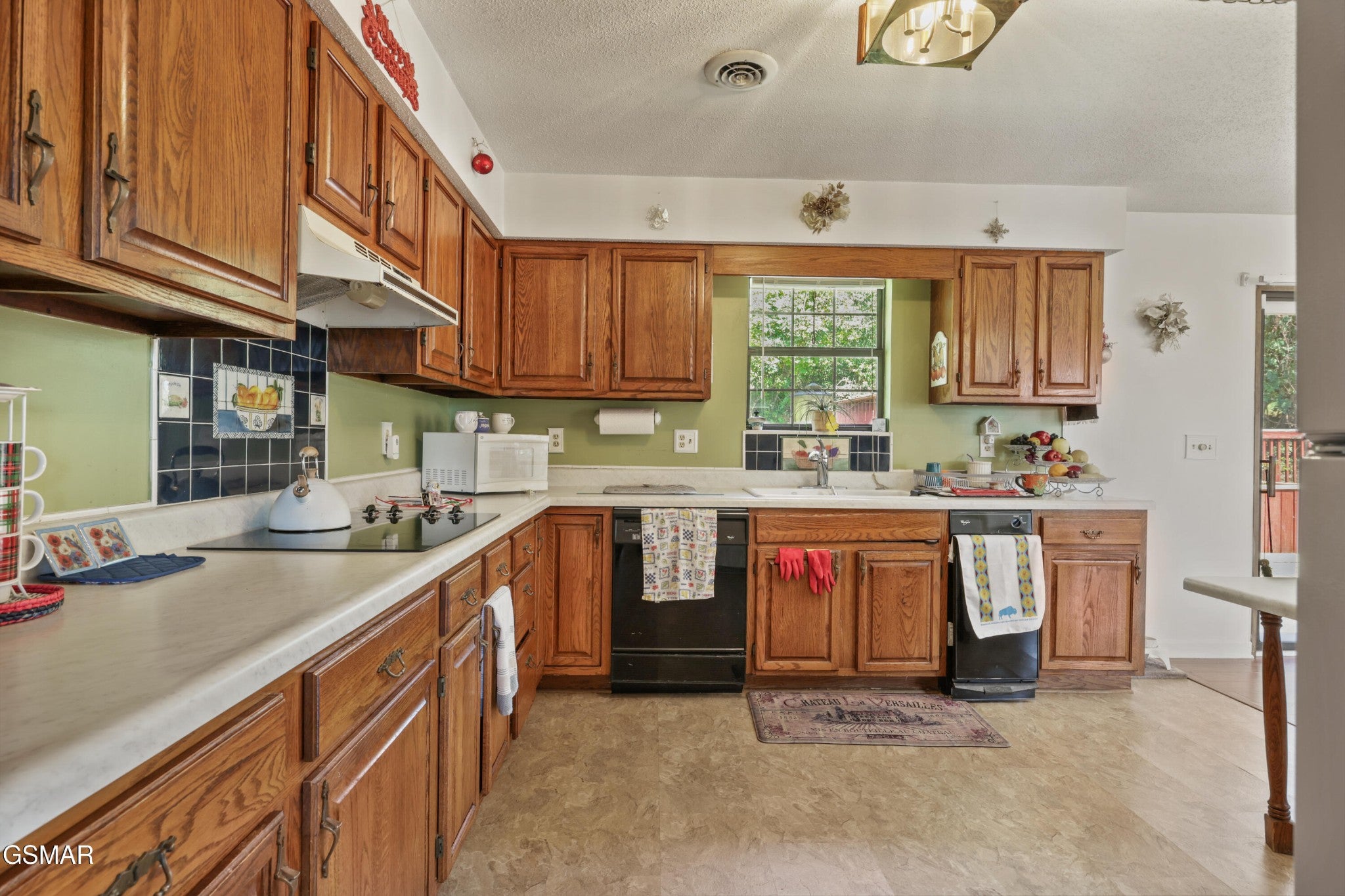 378 White Oak Circle