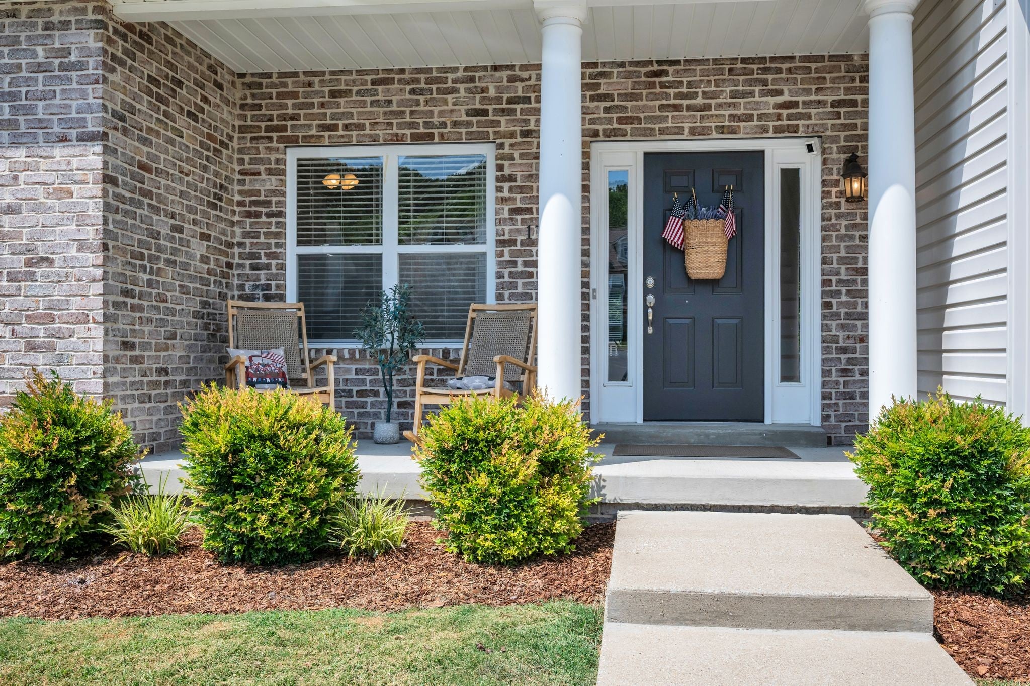 171 Avalon Dr E-23
