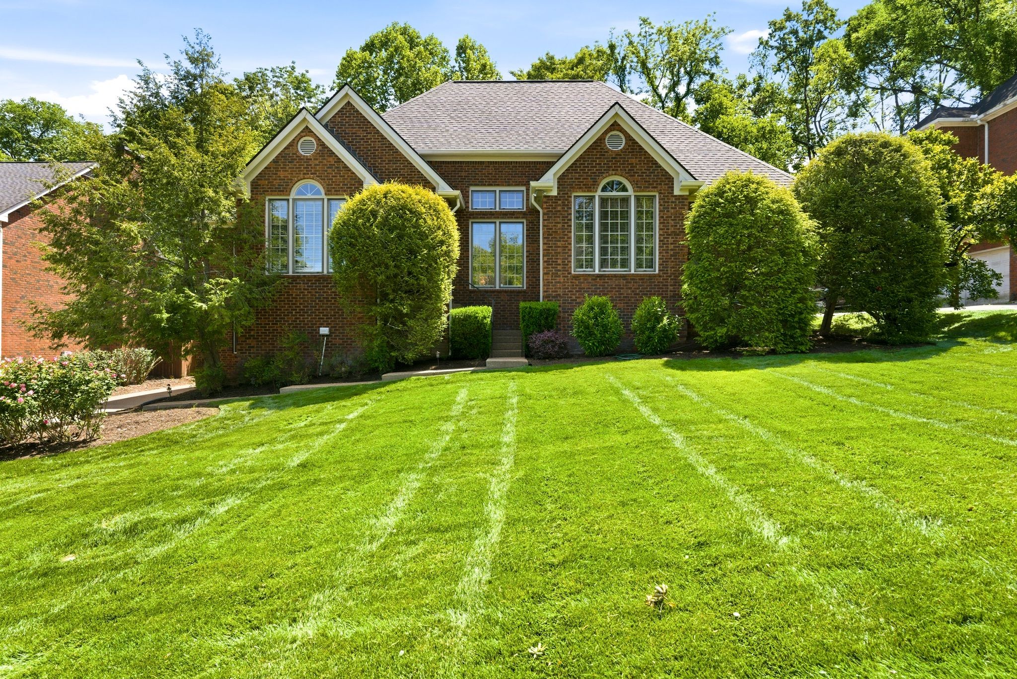 8013 Montcastle Dr