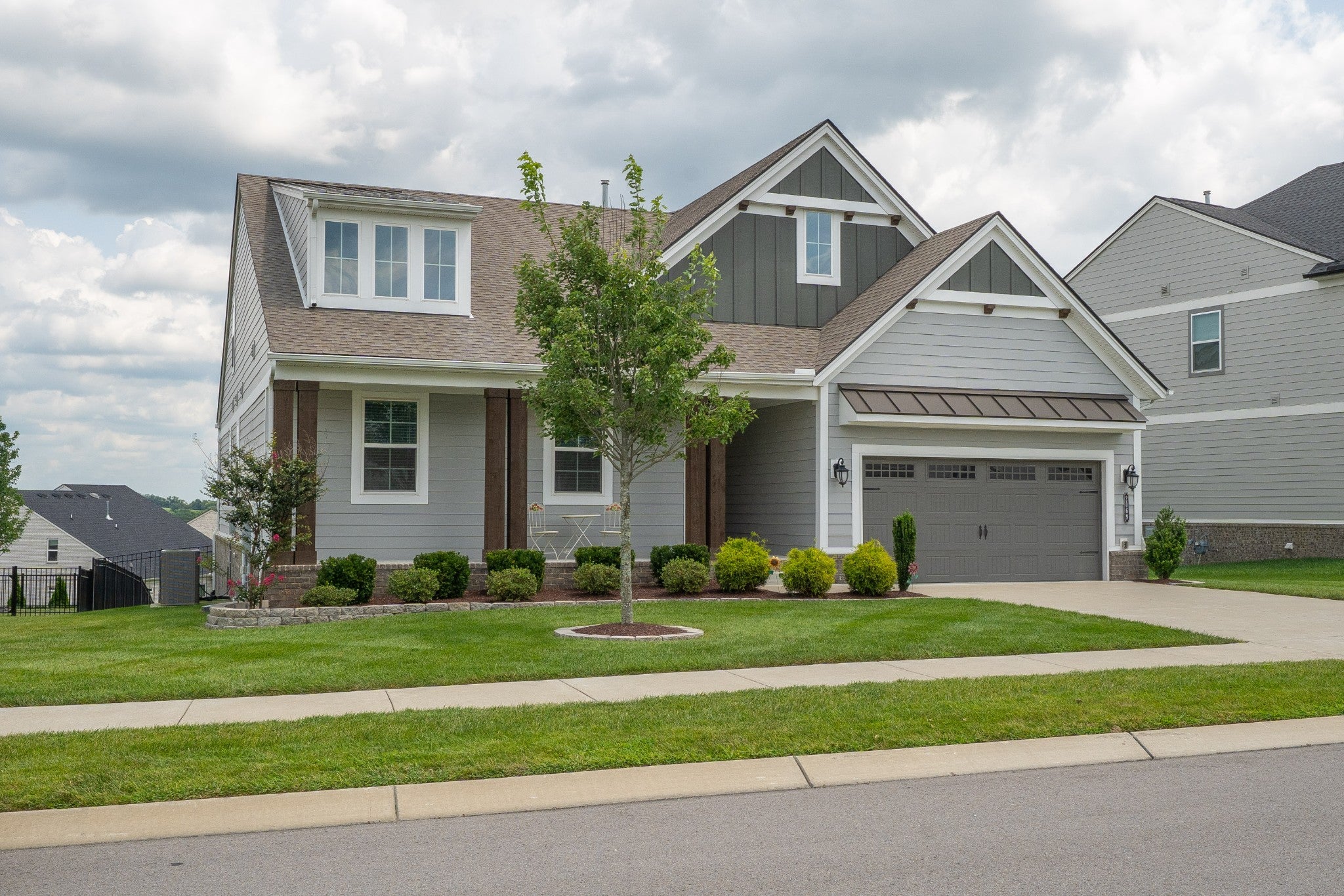 2069 Hedgelawn Dr