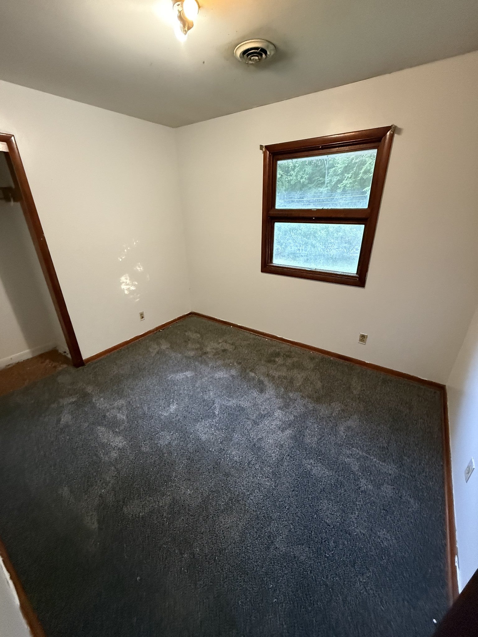 352 Hickory Grove Blvd