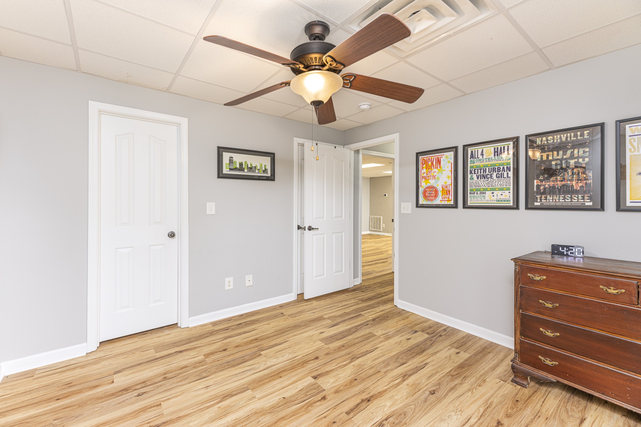 Clarksville, Tennessee 37042, United States, 4 Bedrooms Bedrooms, ,3 BathroomsBathrooms,Residential,Active,122852