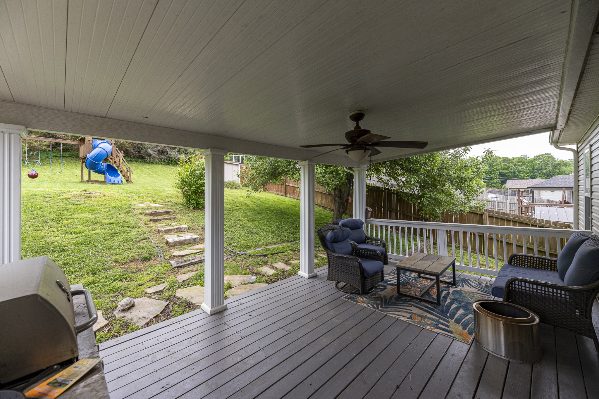 Clarksville, Tennessee 37042, United States, 4 Bedrooms Bedrooms, ,3 BathroomsBathrooms,Residential,Active,122852