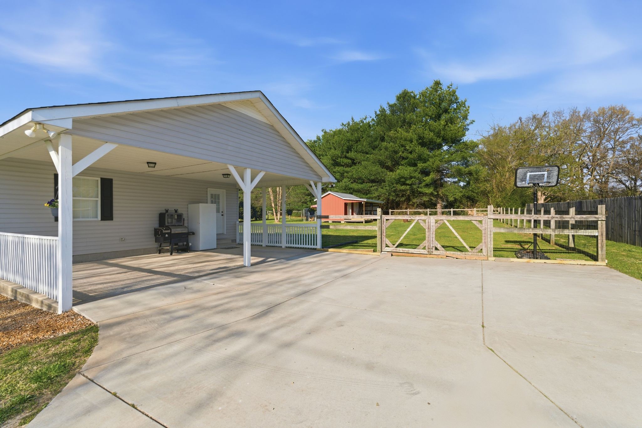 3956 Powers Bridge Rd