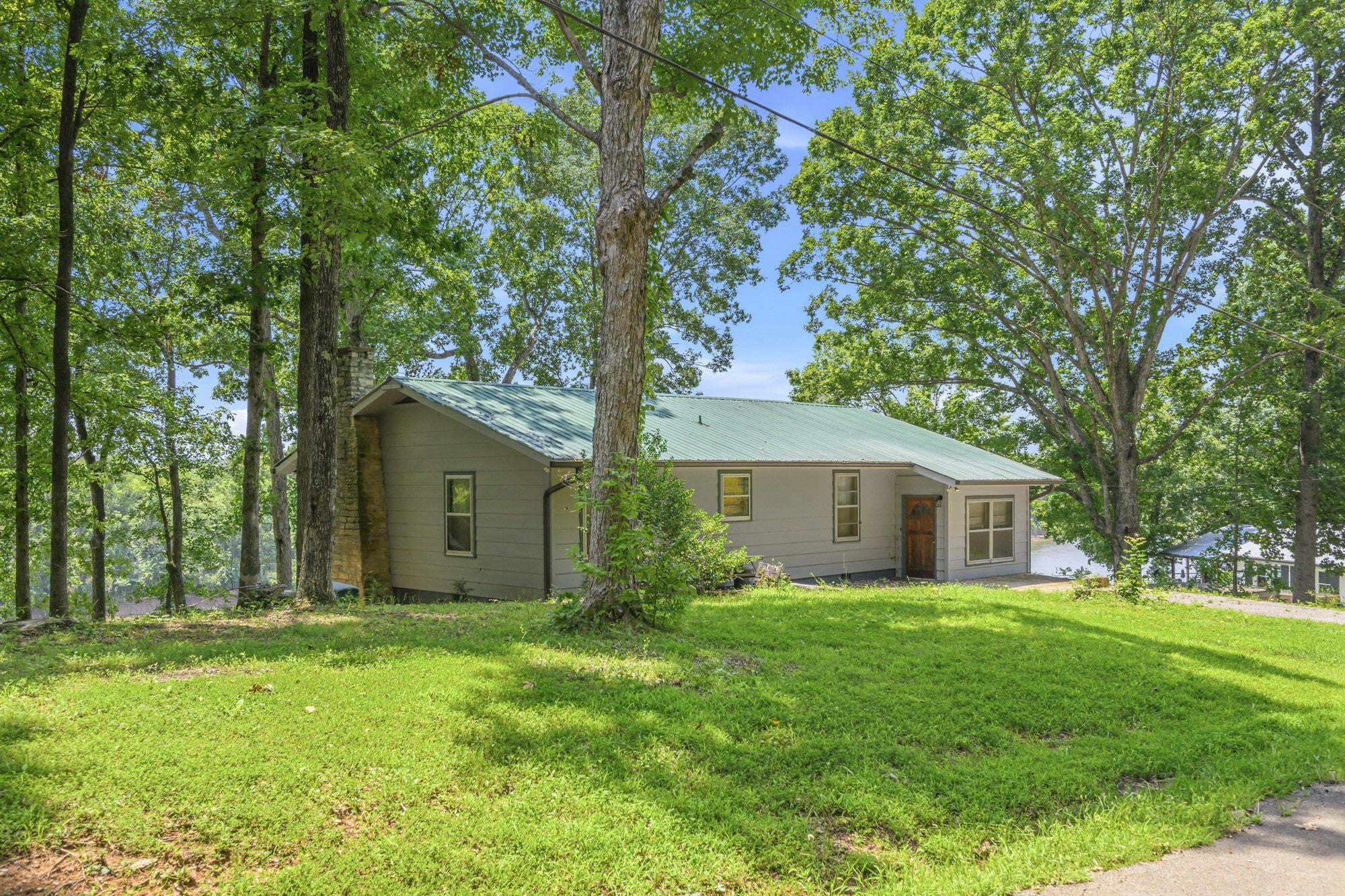 681 Attaway Ln