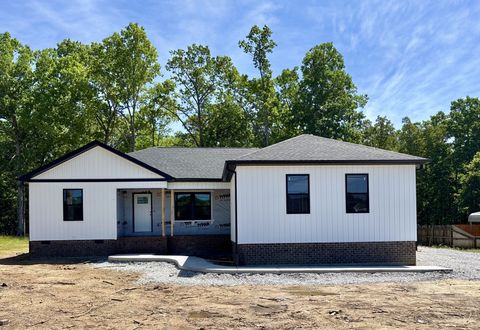 133 Linda Ln Tullahoma TN 37388