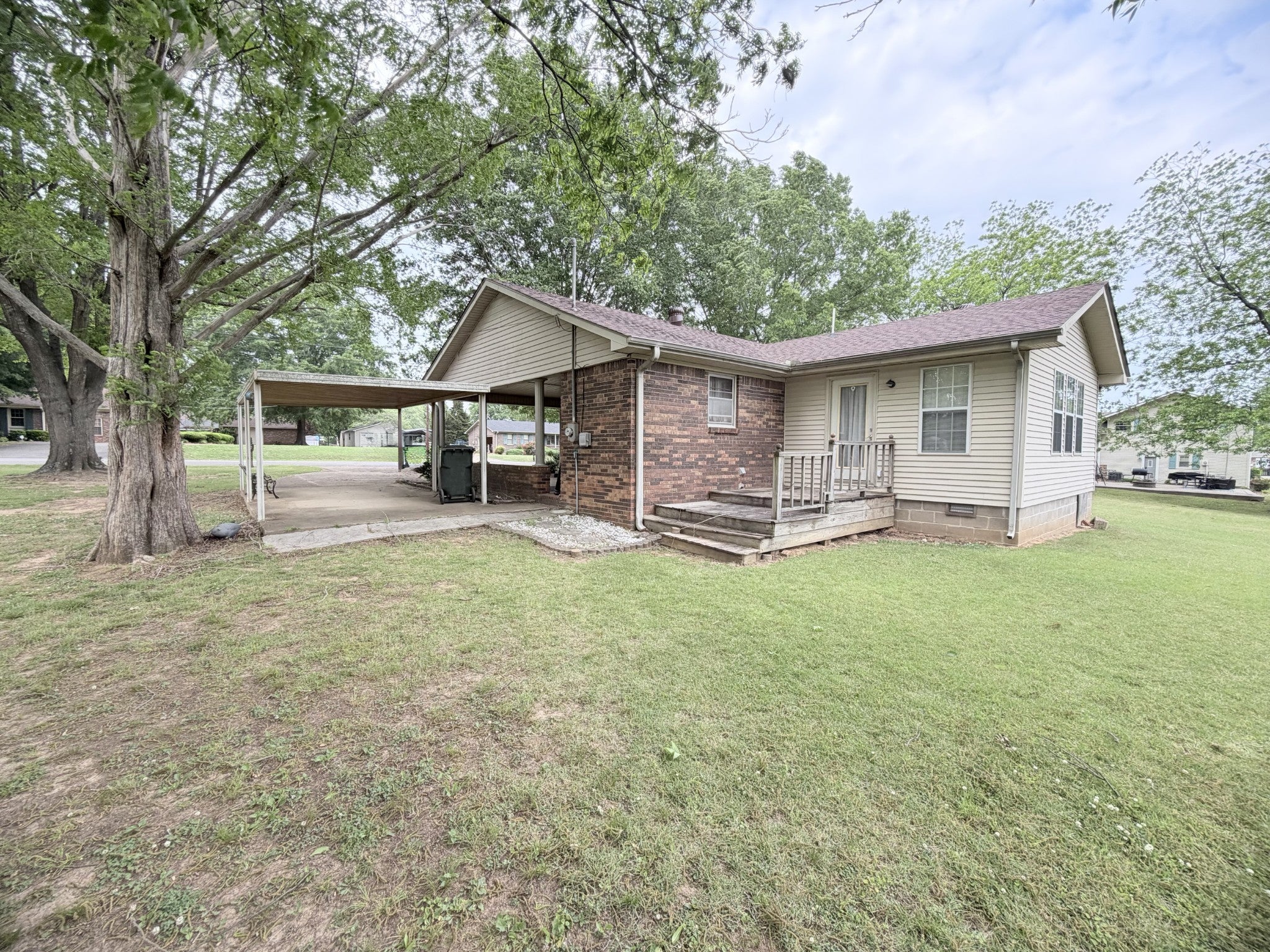 360 General Forrest Dr