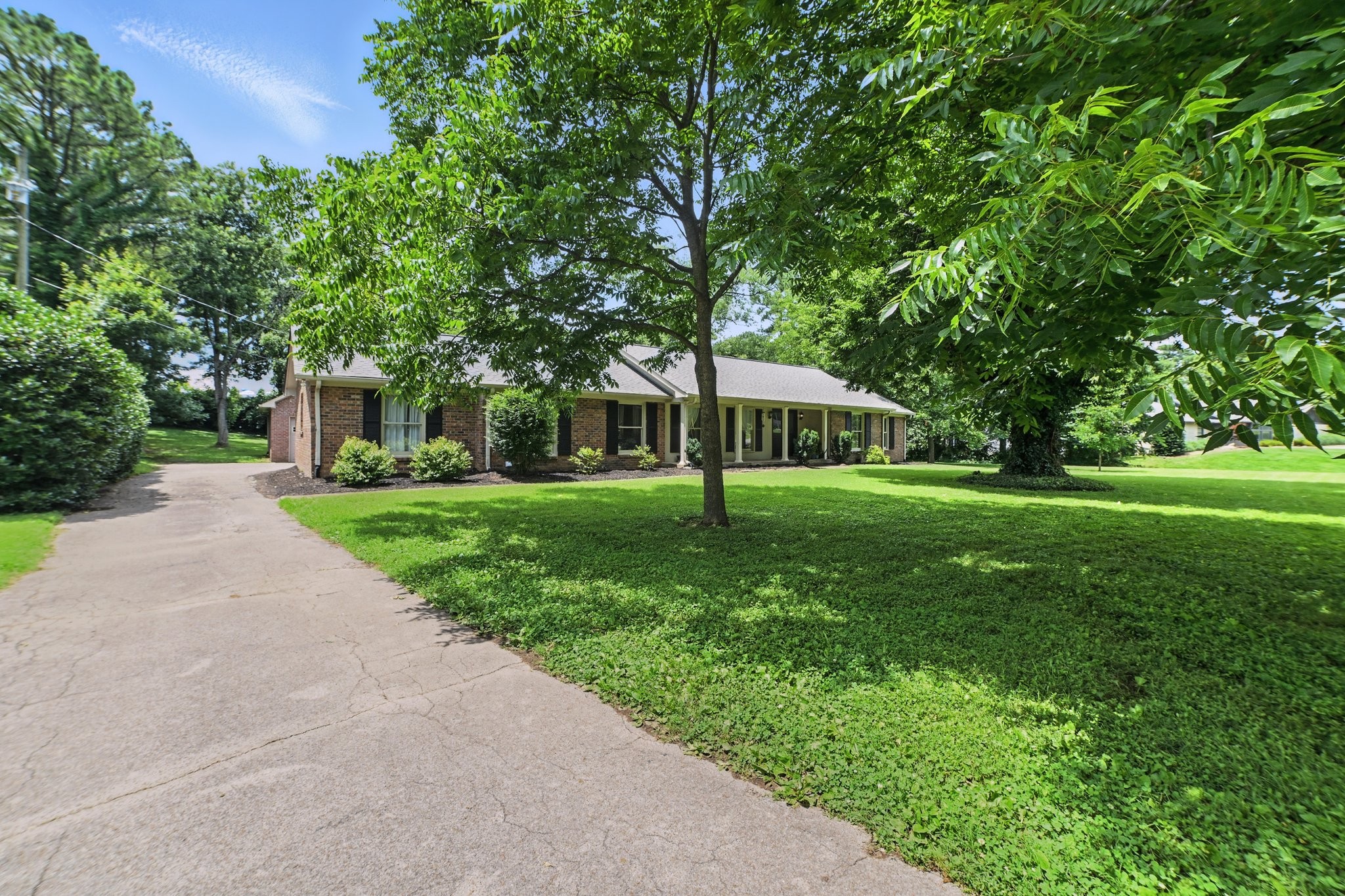 5125 Seward Rd