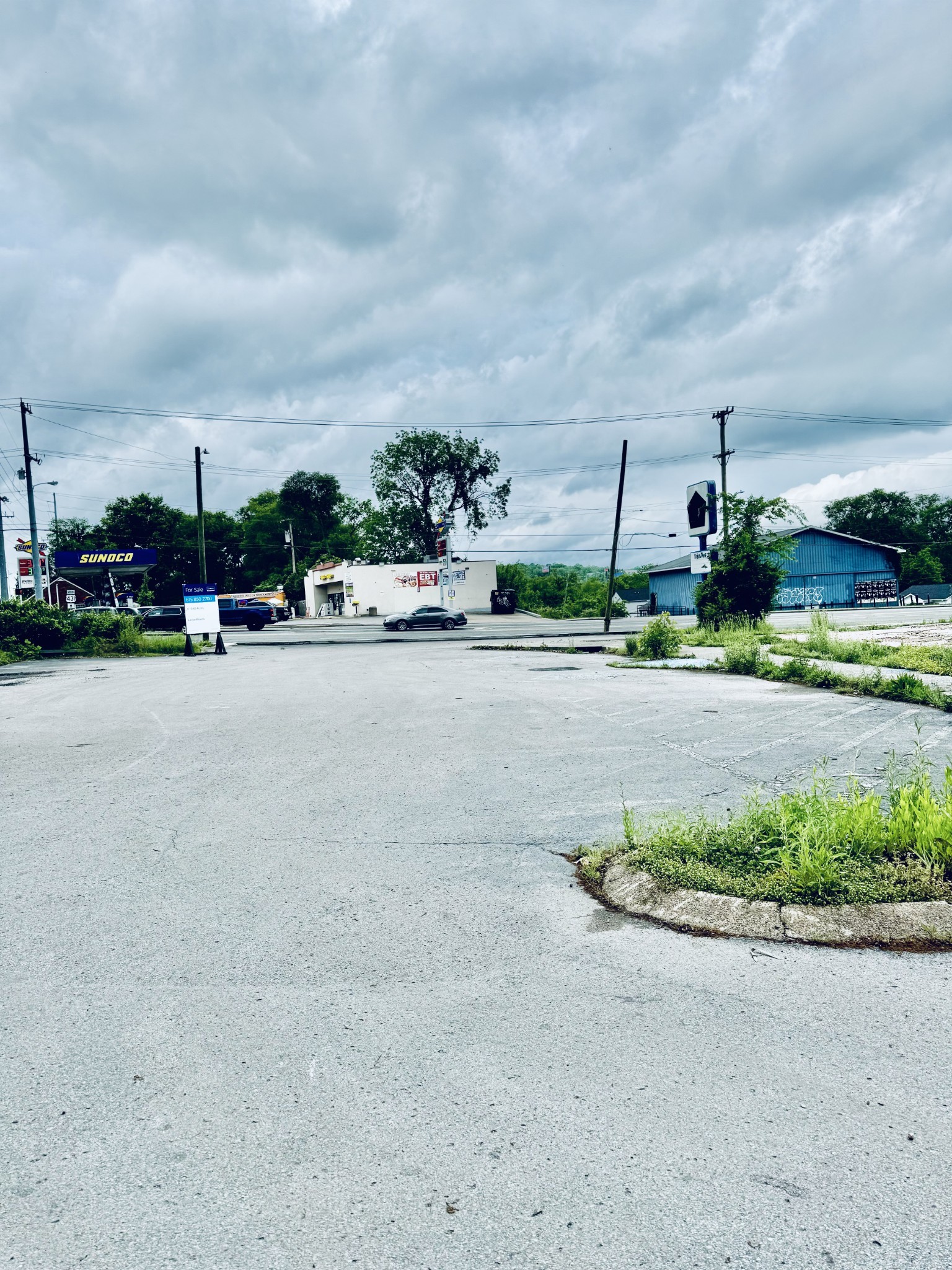 2201 Dickerson Pike