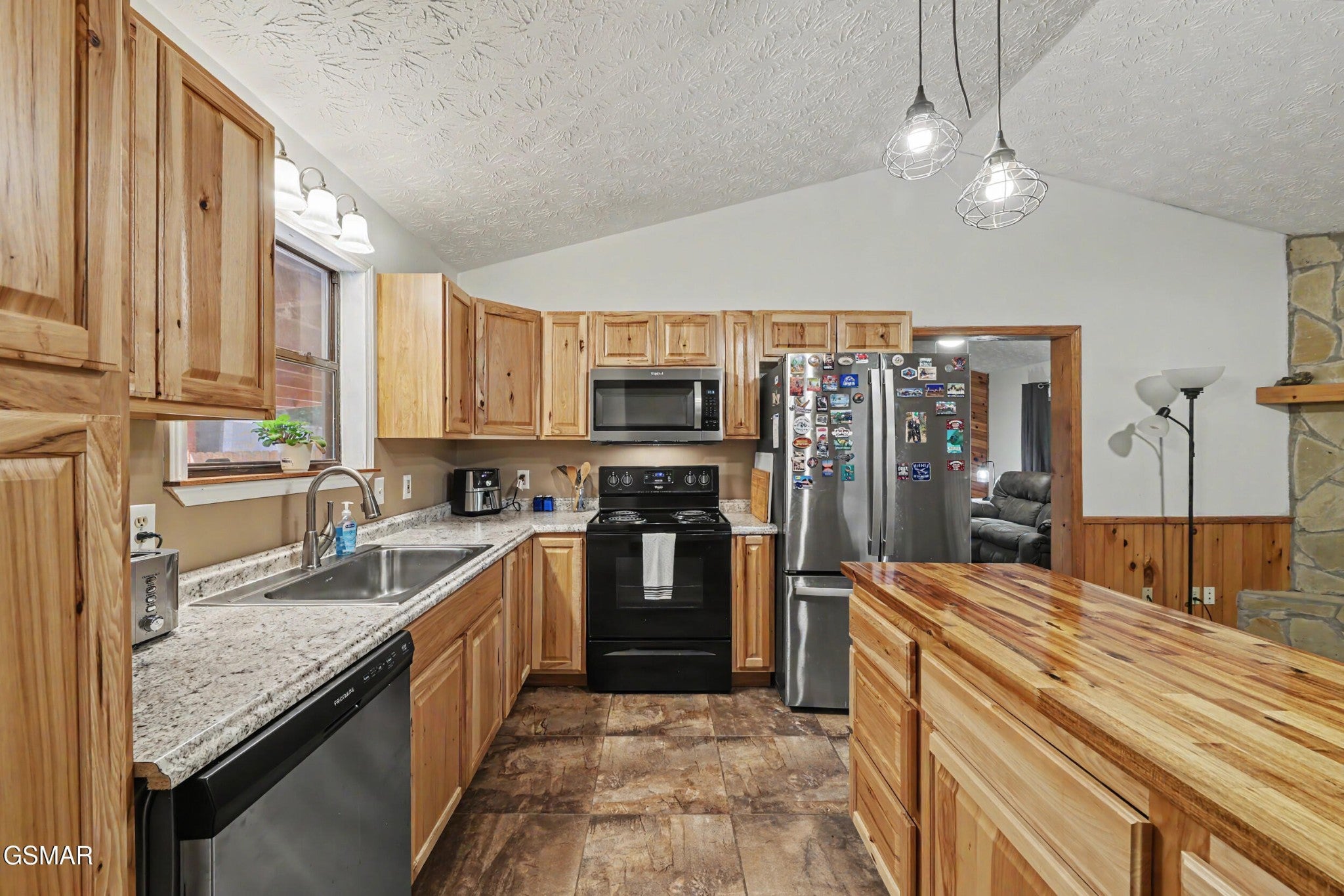 3319 Rocky Ridge Road