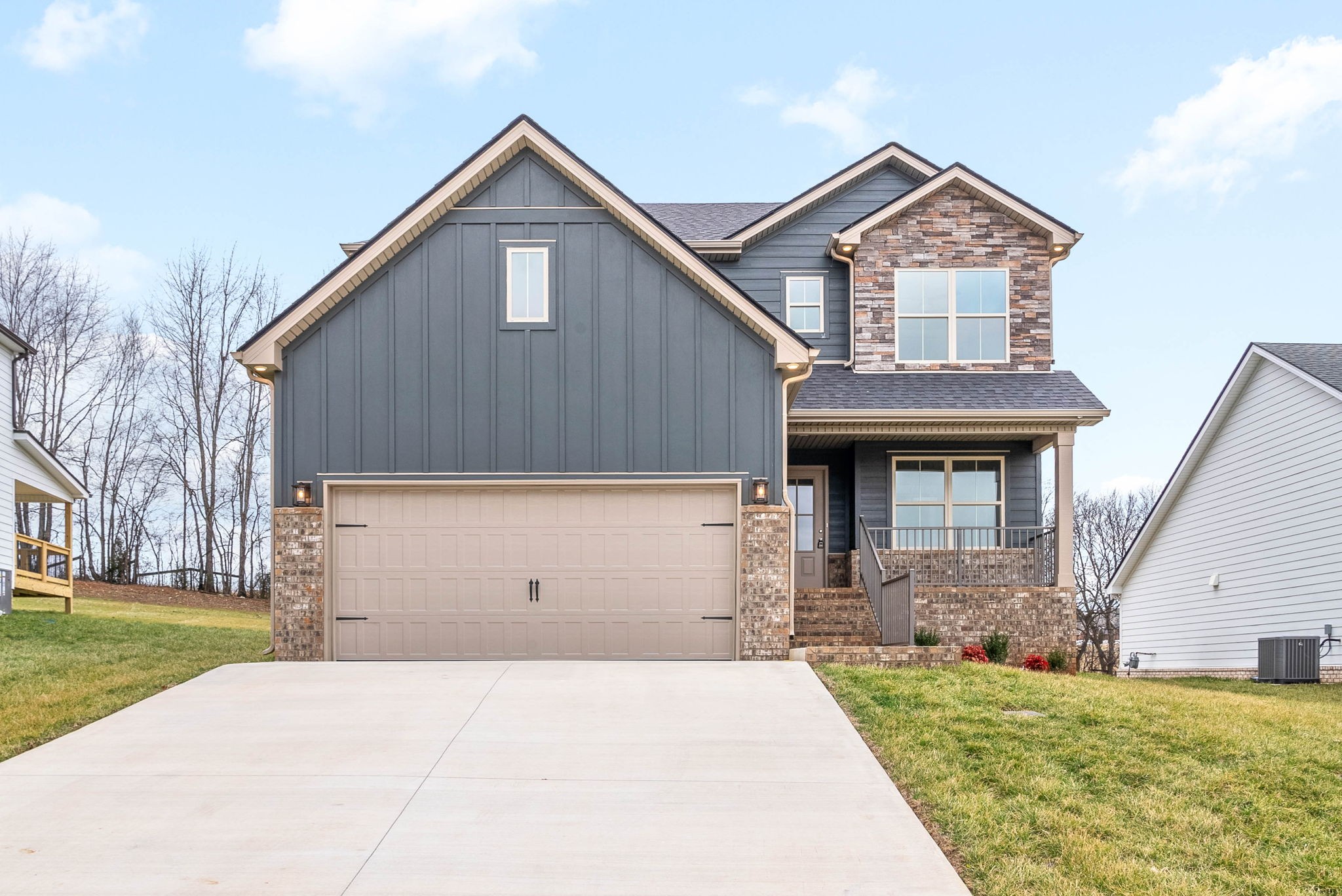 1589 Collins View Way