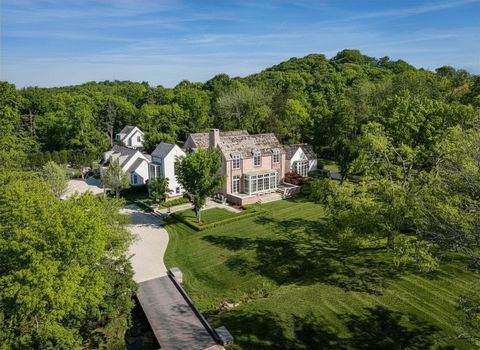 Photo of 5623 Hillsboro Pike, Nashville, TN 37215 (MLS # 3180591)