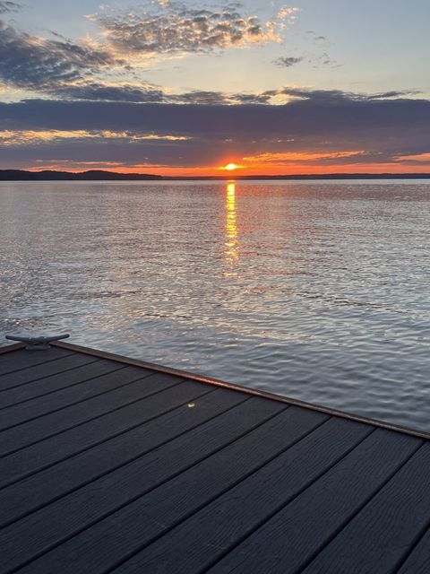 311 Riverview Dr Dover TN 37058