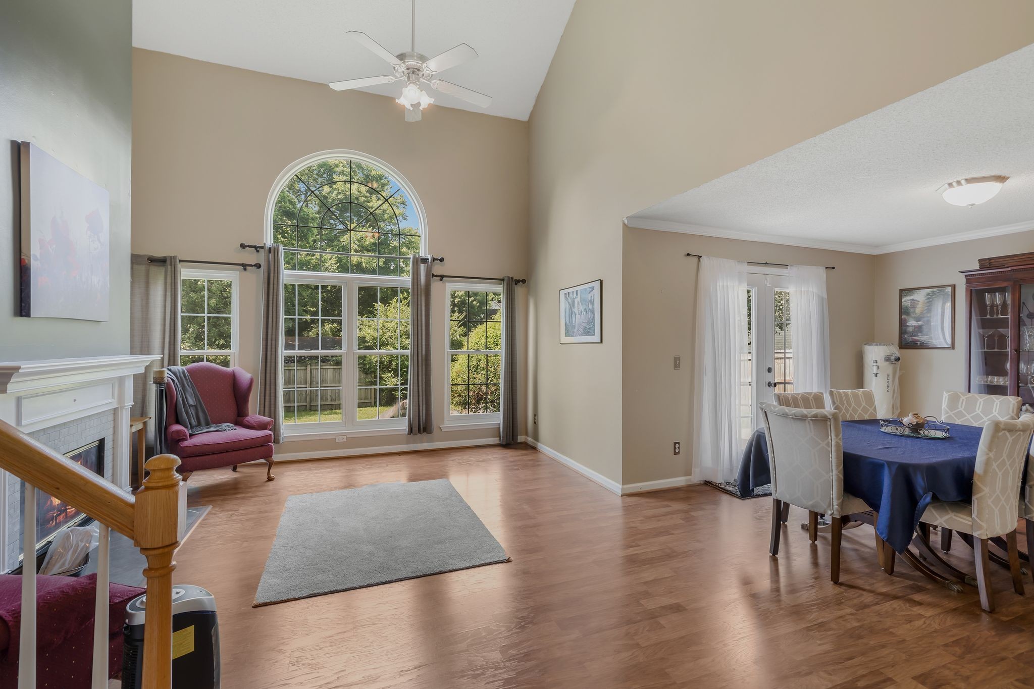 2117 Spring Hill Cir