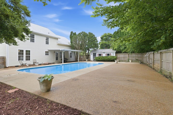 Photo 1 of 29 — 615 Vaughans Gap Rd, Spring Hill, TN 37174