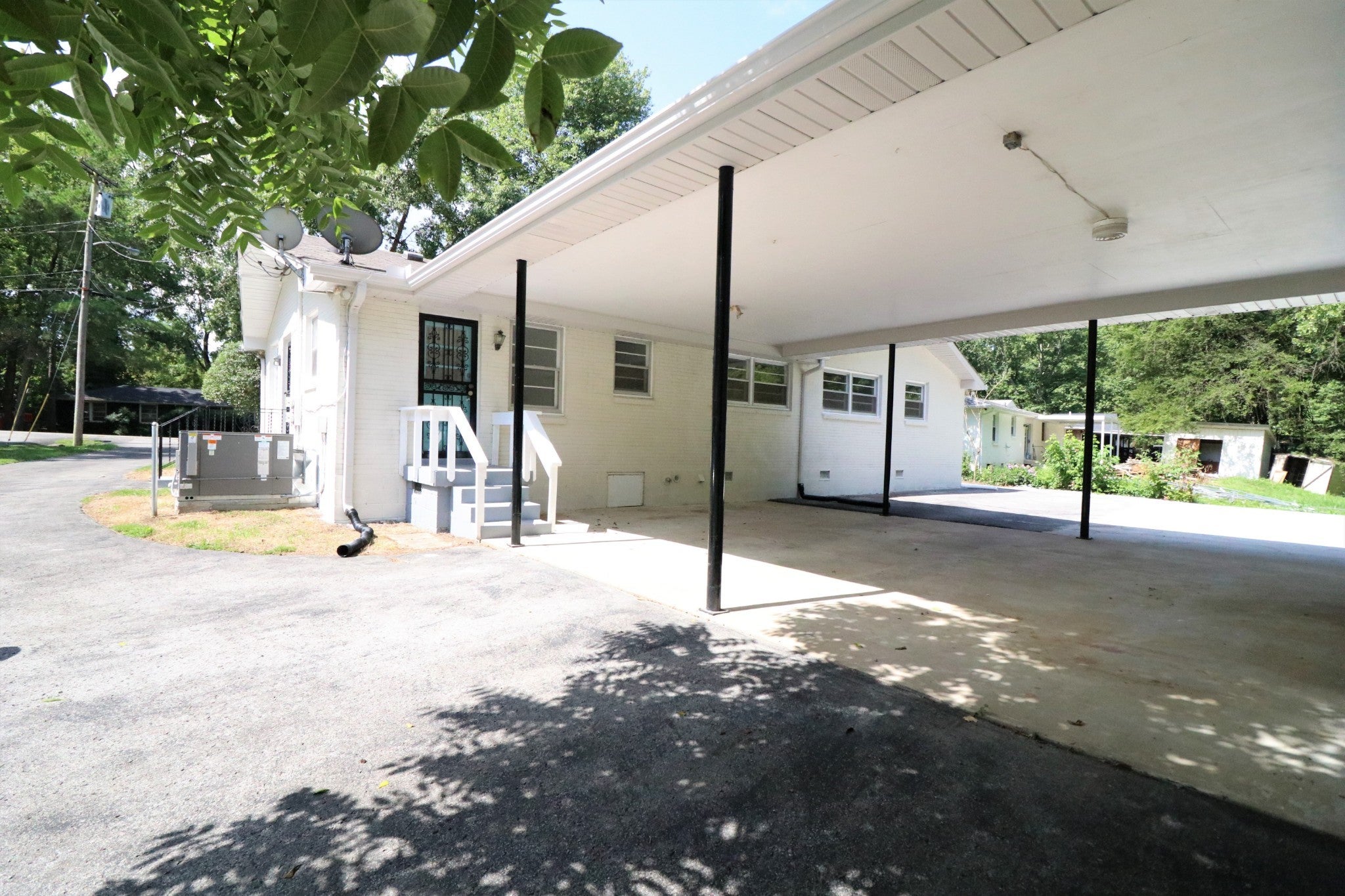 5007a Suter Dr, Nashville TN 37211 0-bed multi-family property, photo 3 of 6
