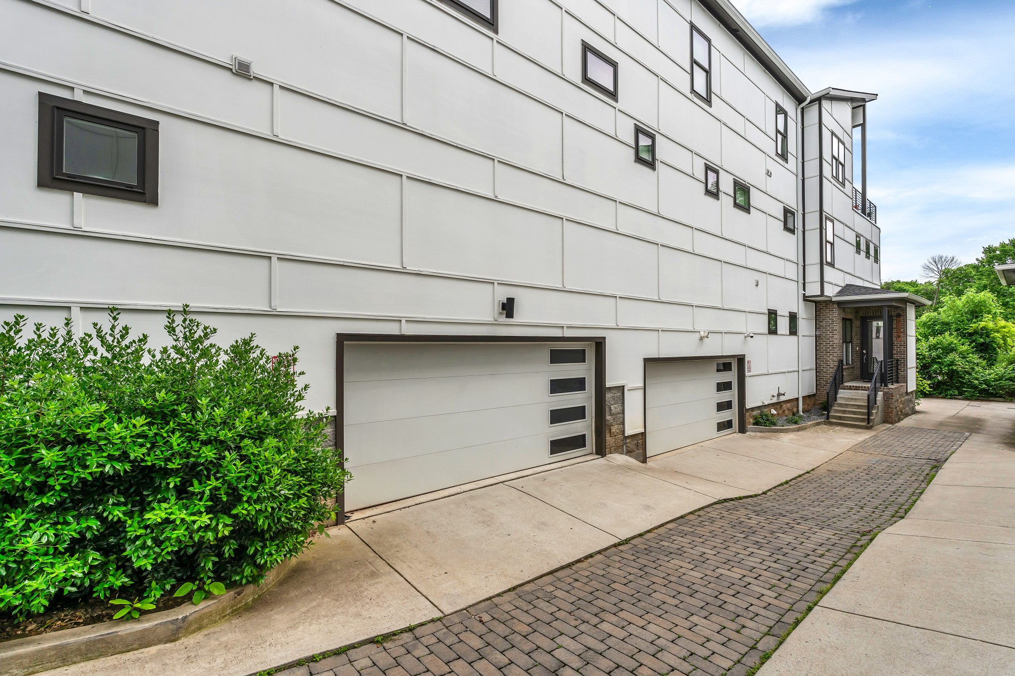 2706A Greystone Rd