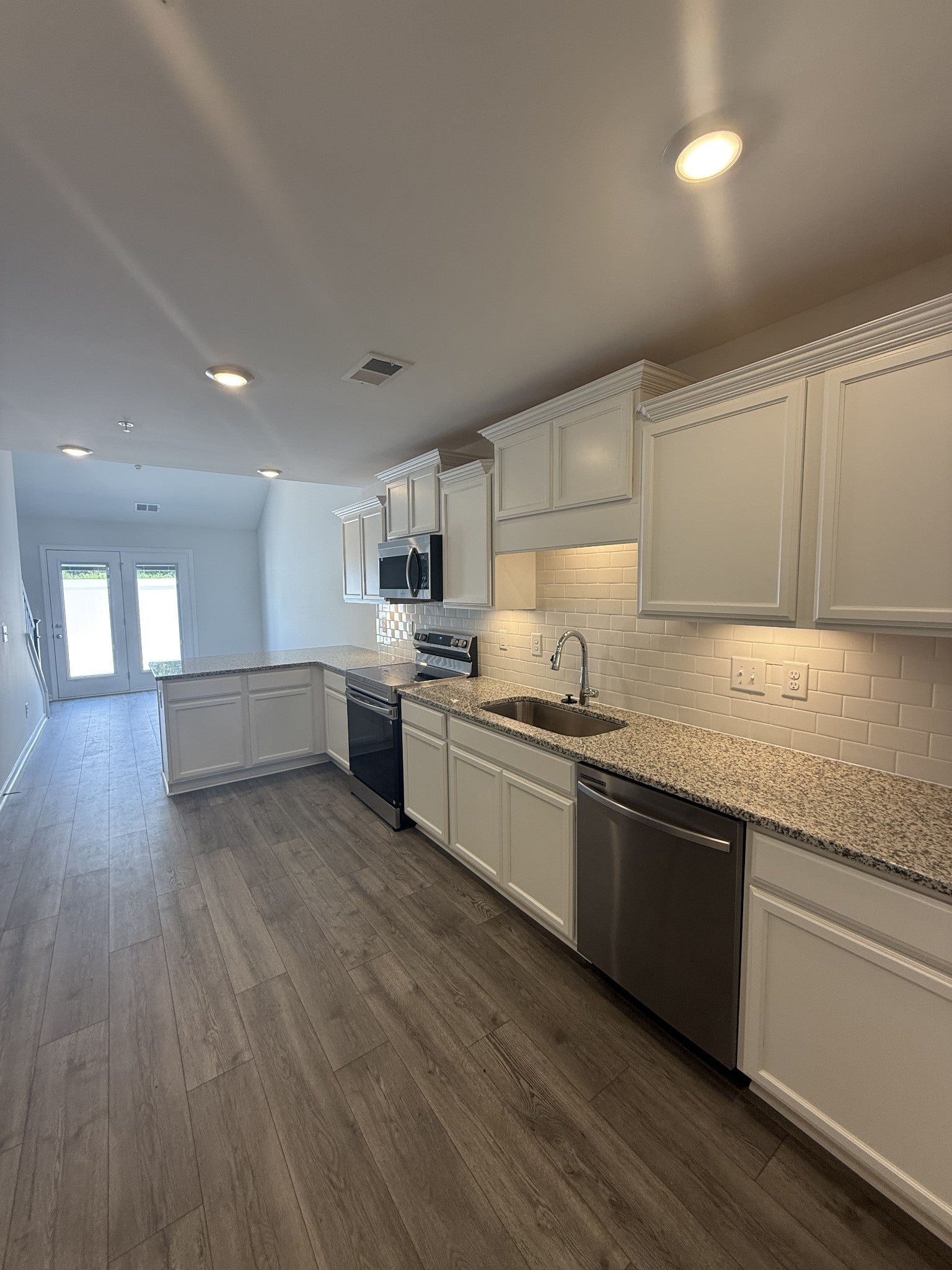 270 Selesia Lane