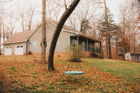 2590 Floyd Rd Clarksville TN 37042