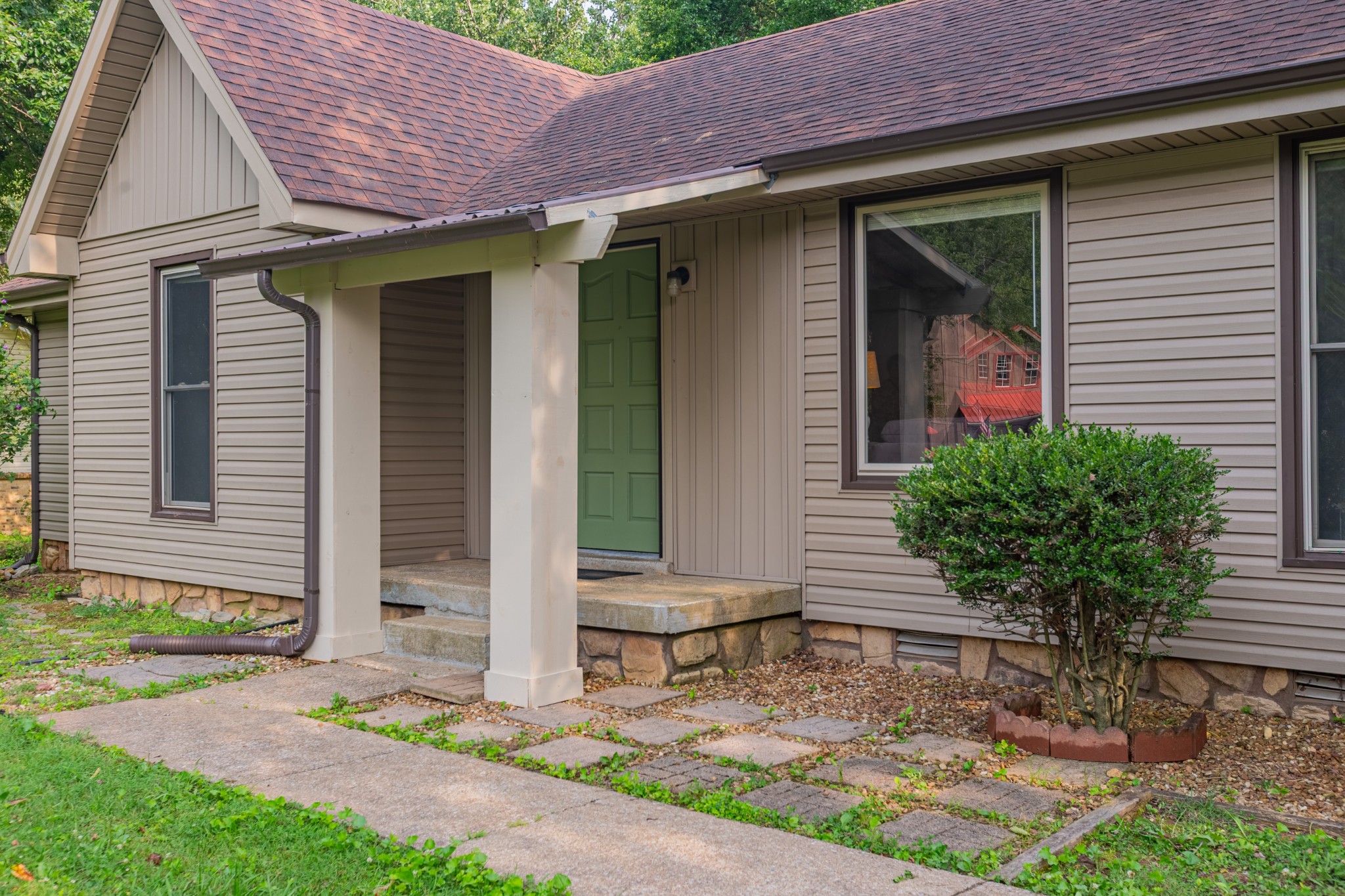 524 Inver Ln